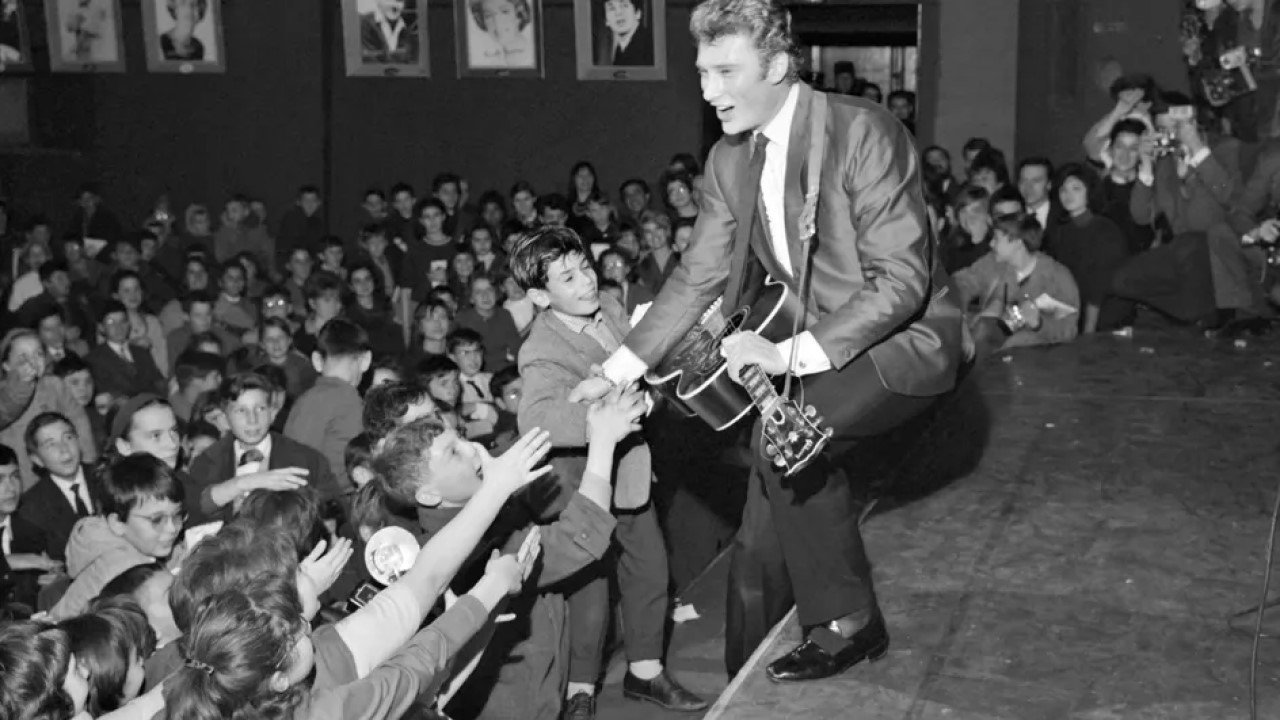 Johnny Hallyday - Un soir à l'Olympia backdrop
