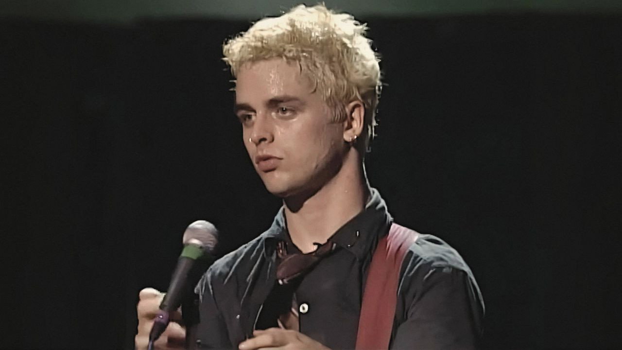 Jaded in Chicago: Green Day in Concert backdrop