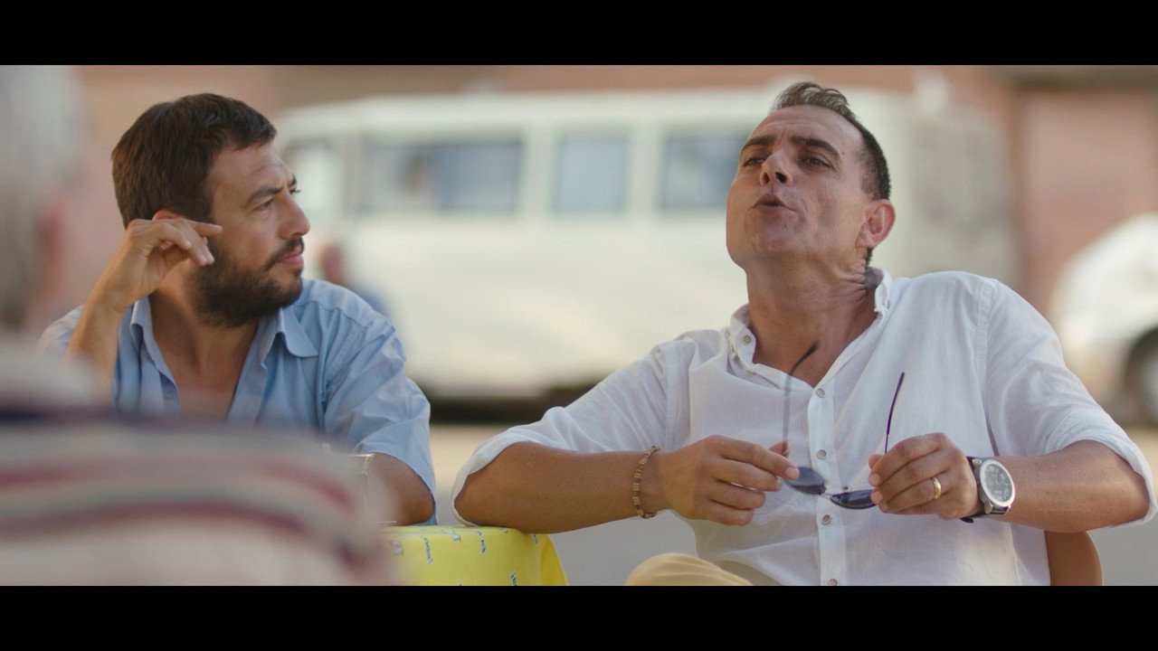 İsmetse Olur backdrop