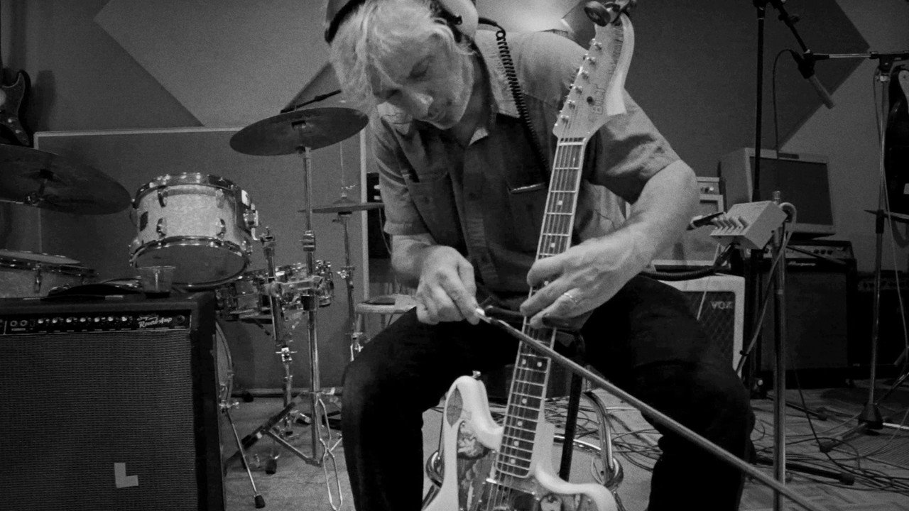 Hello Hello Hello: Lee Ranaldo, Electric Trim backdrop