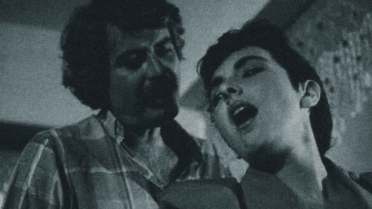 Bir Kadın Düşmanı backdrop