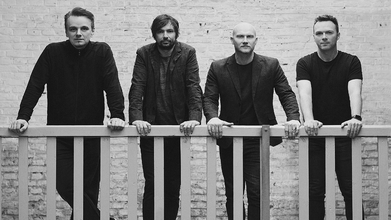 The Pineapple Thief: Versions of the Truth backdrop