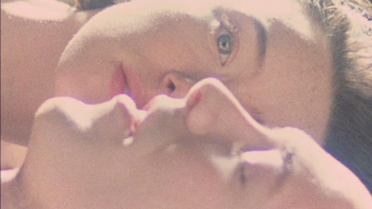 Kissed backdrop