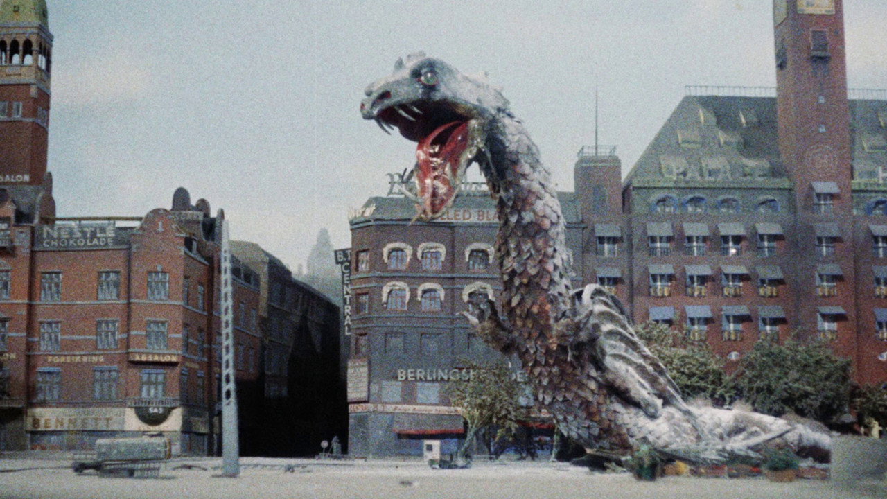 Reptilicus backdrop