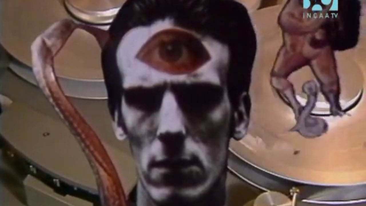 Spinetta, the video backdrop