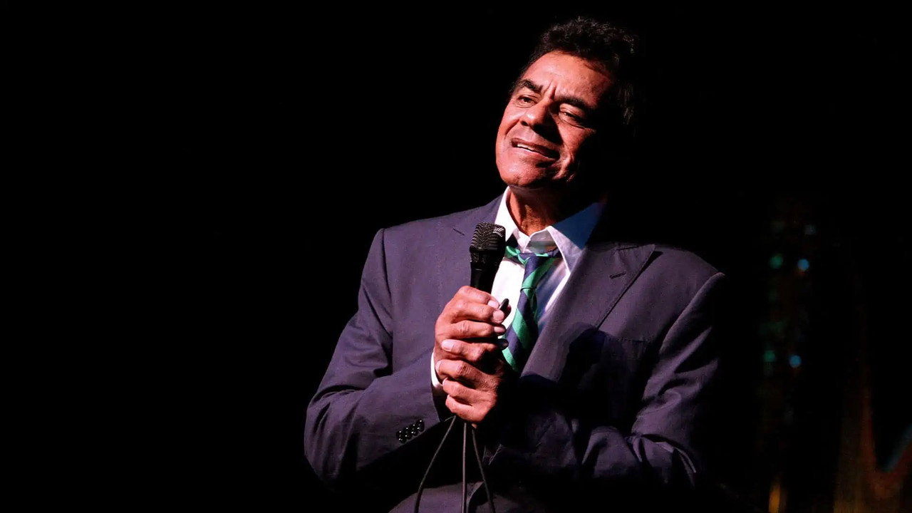 Johnny Mathis - Gold backdrop