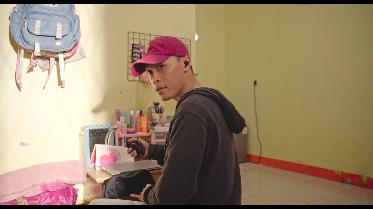 Menjadi Maling Dalam 11 Menit Bersama Bang Sat! backdrop