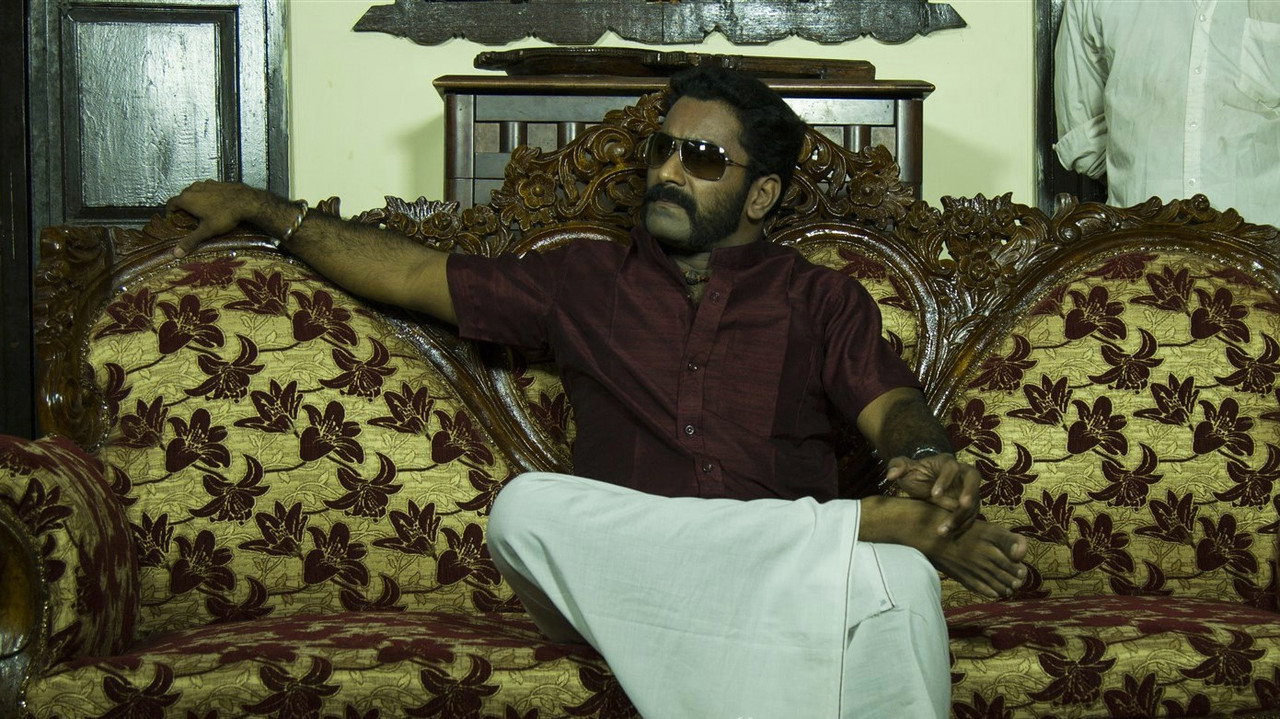 Vinveli Payana Kurippugal backdrop