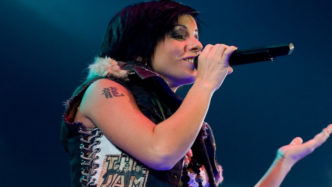 t.A.T.u. - Truth Live In St. Petersburg backdrop