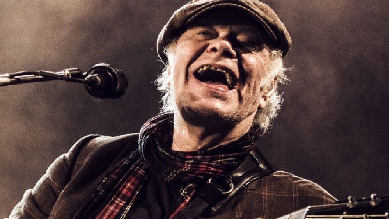 Kim Larsen & Kjukken: Live fra Aalborg Moonshine backdrop