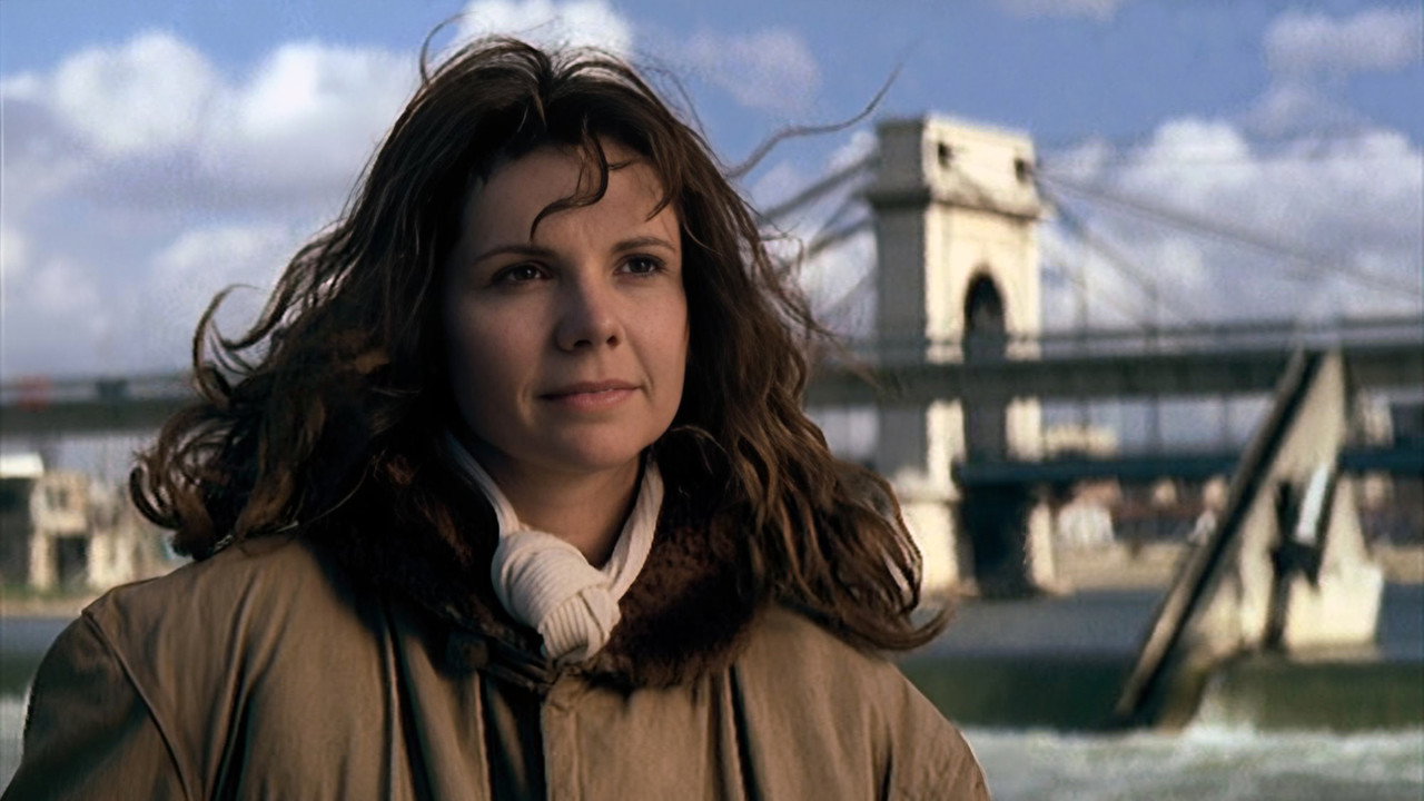 Lucie sur Seine backdrop