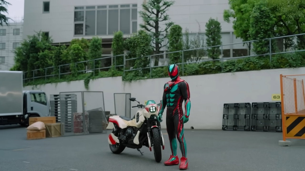 Kamen Rider ZEZTZ: Transformation Classroom backdrop