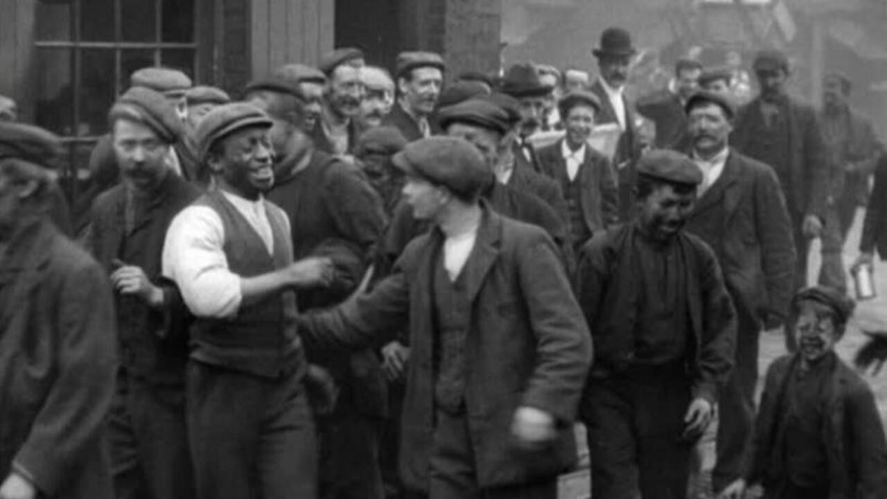 Miners Leaving Pendlebury Colliery backdrop