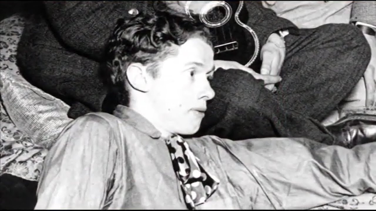 Dylan on Dylan backdrop
