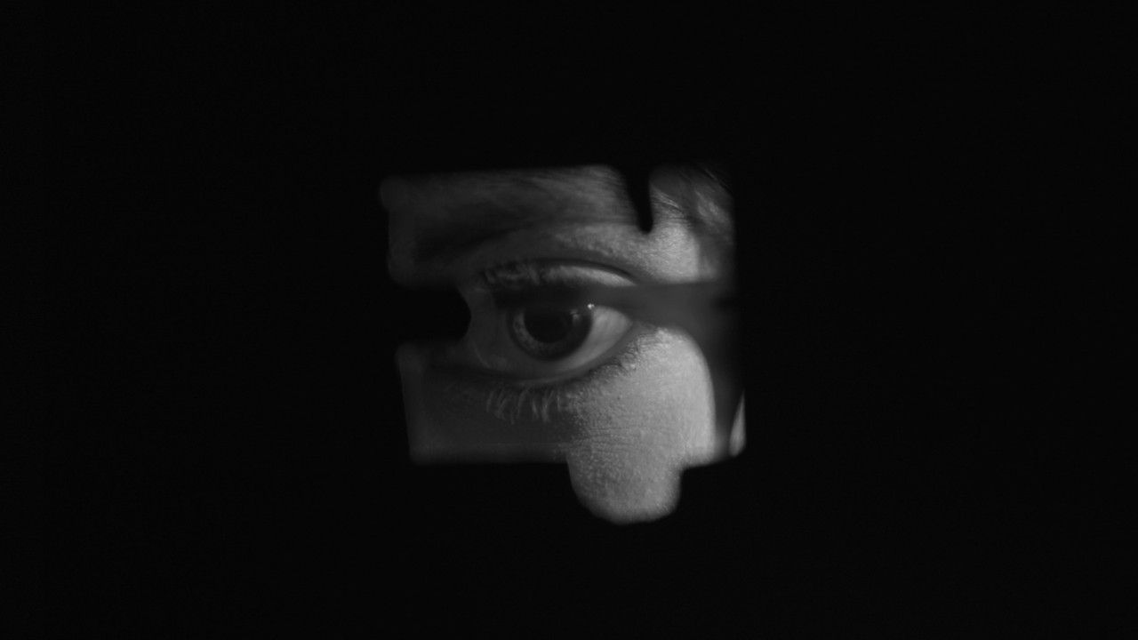 Iris Replica backdrop