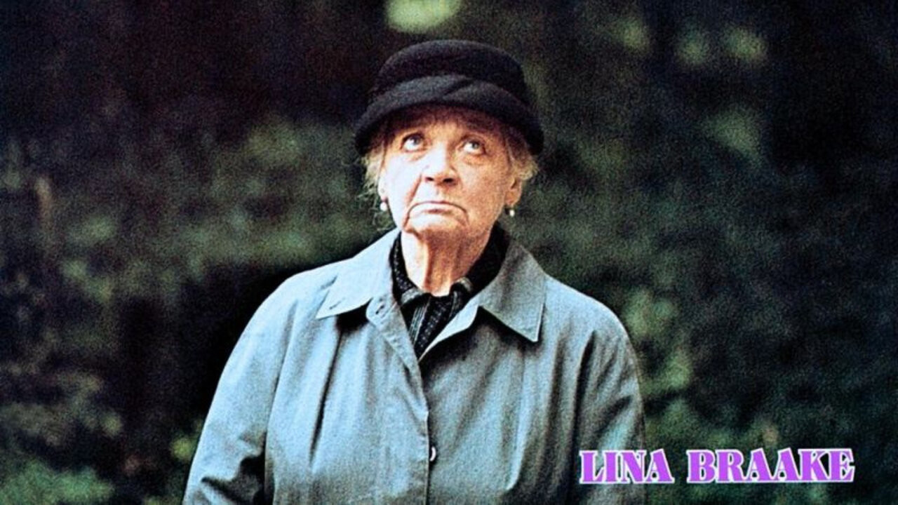 Lina Braake backdrop