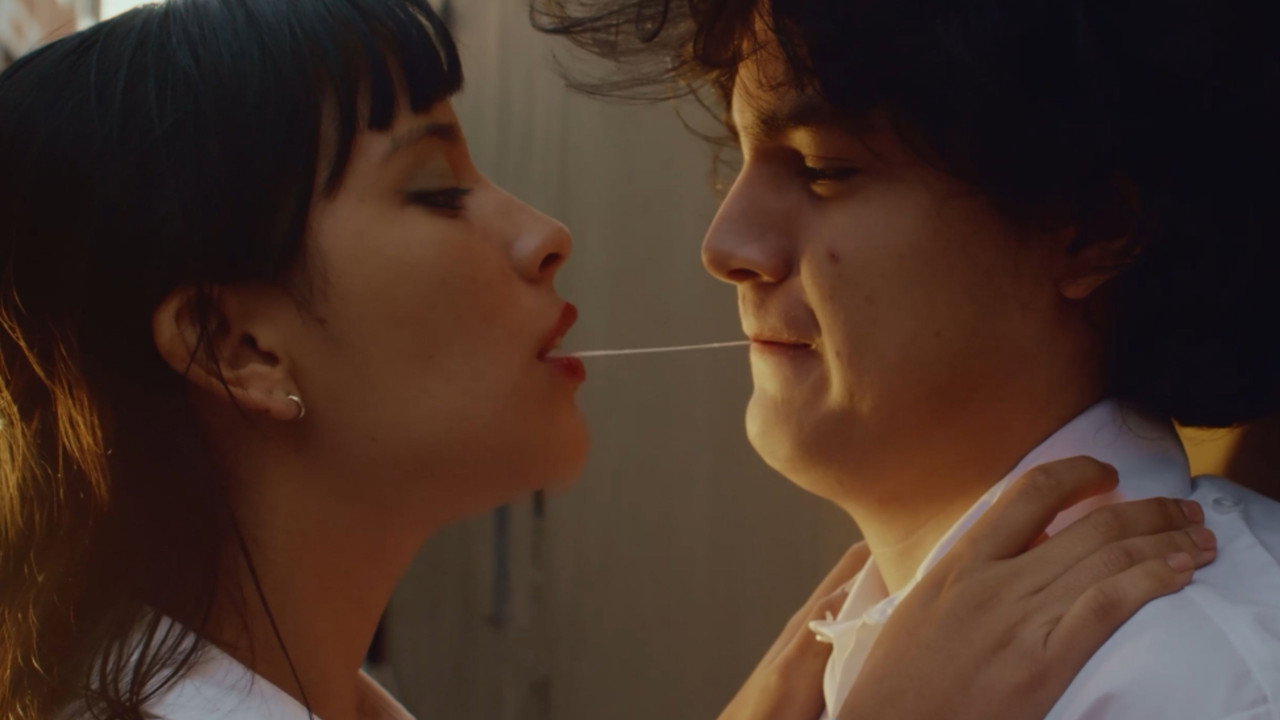 Al amor se ha dicho backdrop