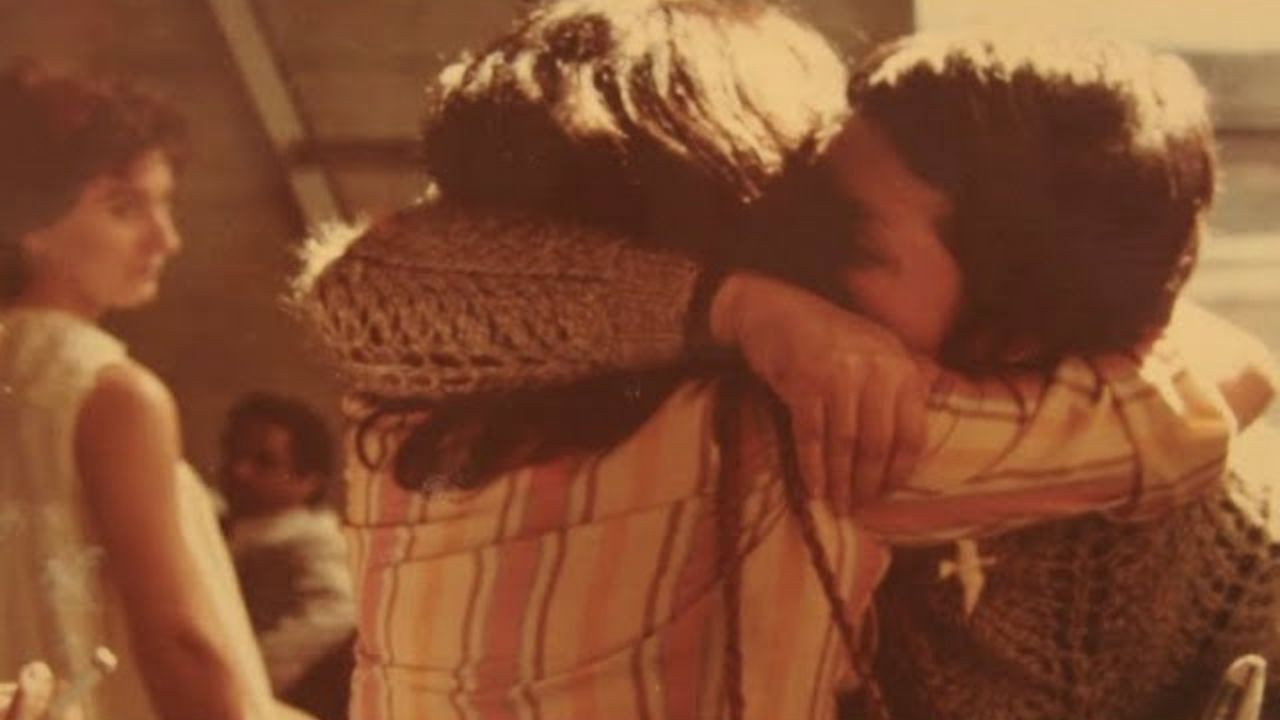 Tierra de refugio: historias de exilio backdrop