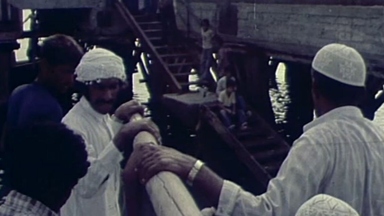 Bandar Abbas and the Persian Gulf backdrop