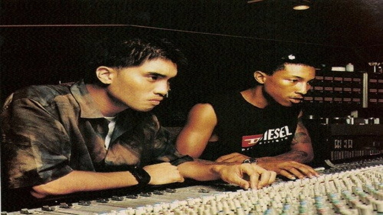 The Neptunes: The Eighth Planet backdrop