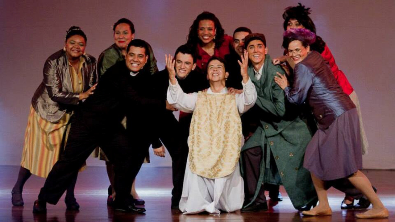 Lolek, A Vida de São João Paulo II no Teatro Lauro Gomes backdrop