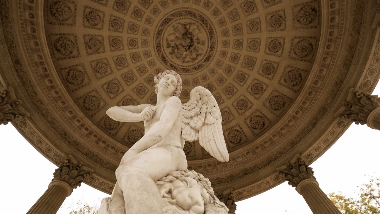 Marie-Antoinette, the deepest secrets of a queen backdrop