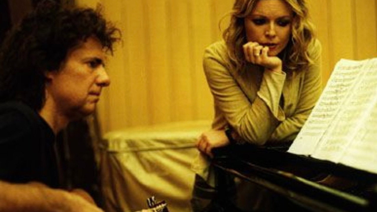 Anna Maria Jopek & Pat Metheny - Upojenie backdrop