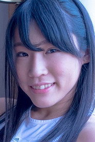 新美さくら