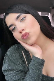 Yahan González
