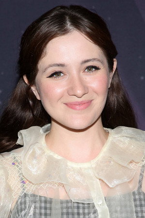 Noël Wells portrait