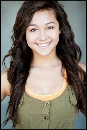 Chelsea Mae Leung portrait
