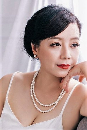 Chiều Xuân portrait
