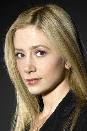 Mira Sorvino portrait