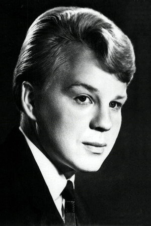 Igor Pushkaryov portrait