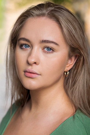 Nicole Nelrose portrait