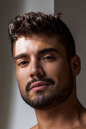 Dann Grey portrait