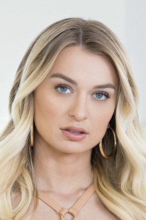 Natalia Starr portrait