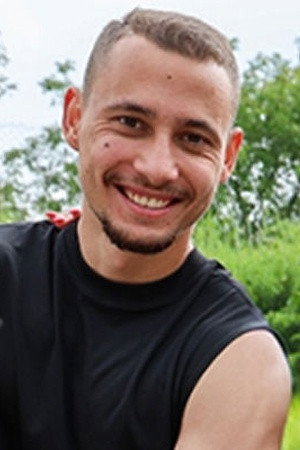 Ricky Ros portrait