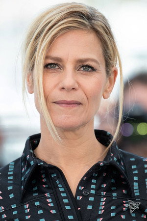 Marina Foïs portrait
