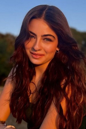 Leya Kırşan portrait