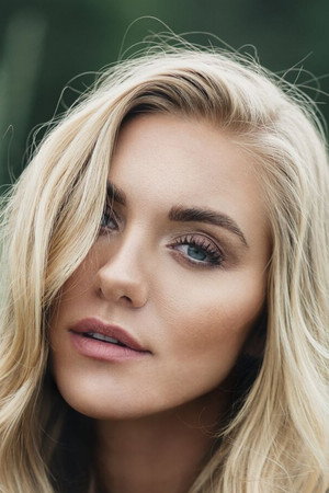 Jessica Sipos portrait