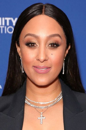 Tamera Mowry-Housley portrait