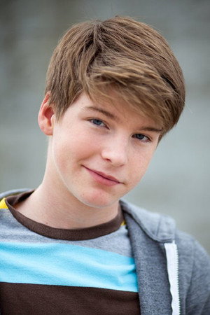 Levi Miller portrait