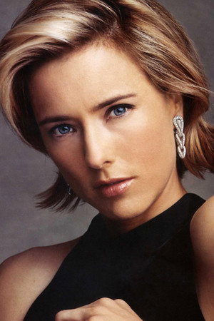 Téa Leoni portrait