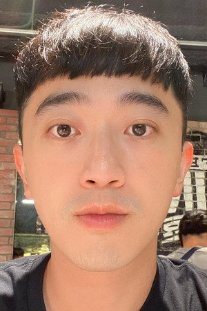 Milk Lin portrait