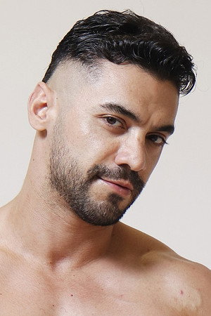 Arad Winwin portrait