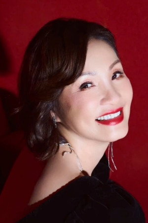 Hồng Đào portrait