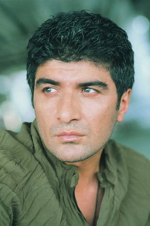 İbrahim Erkal portrait