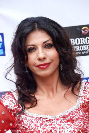 Vida Samadzai portrait