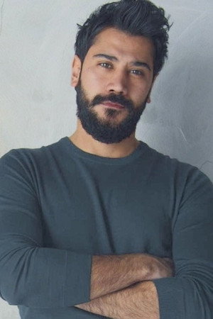 Uğur Güneş portrait